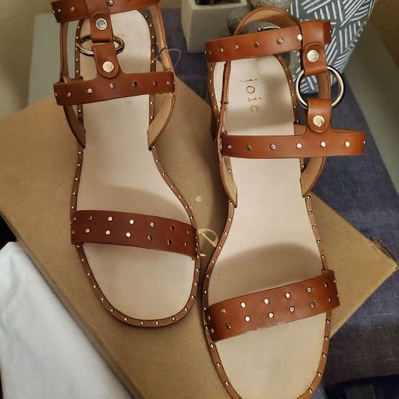 Joie Sandals - Picture 2 of 5